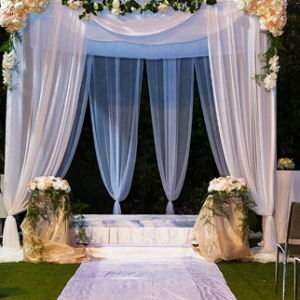 Decorative Chuppah Items